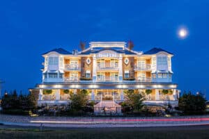 Hotel LBI Exterior